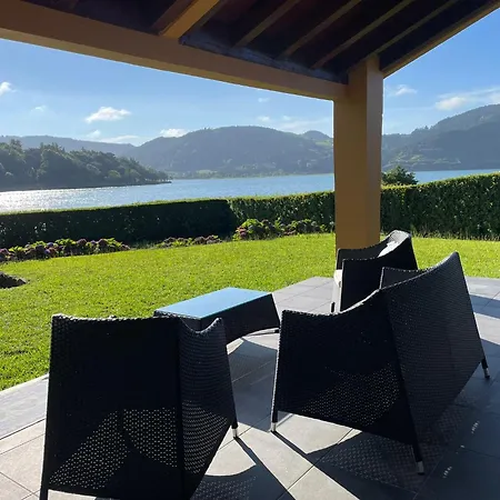 Casa Da Lagoa Holiday home *