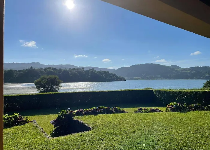 別荘 Casa Da Lagoa セッテ・シダーデス